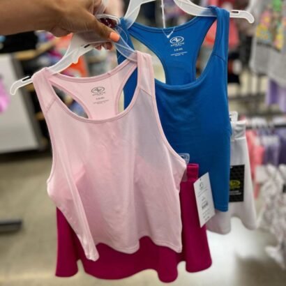 https://uptownliquidation.com/product/mixed-clothing-pallets-liquidation/