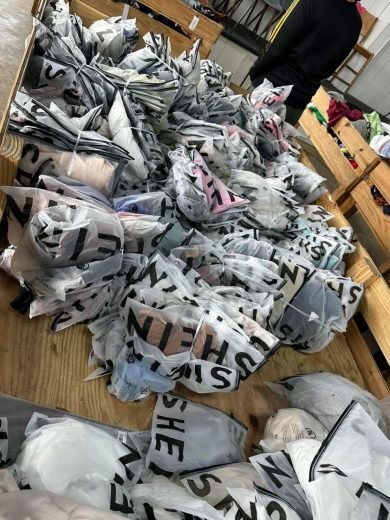 https://uptownliquidation.com/product/shein-clothes-pallet/