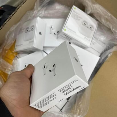 Buy Apple Airpods Pallet (100pcs for $800)