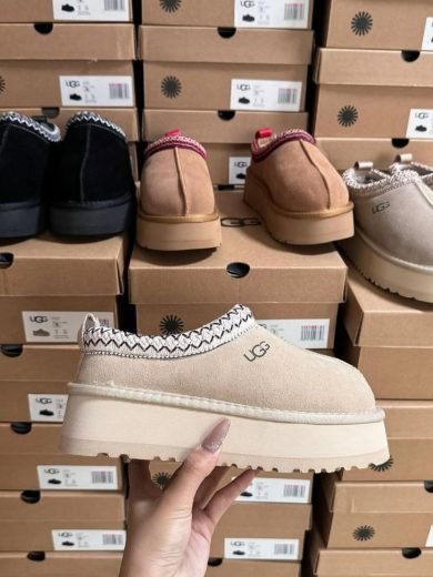 ugg shoes pallet