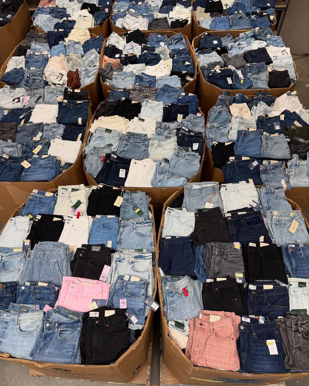 Wholesale Jeans Pallets – Bulk Denim Liquidation Lots