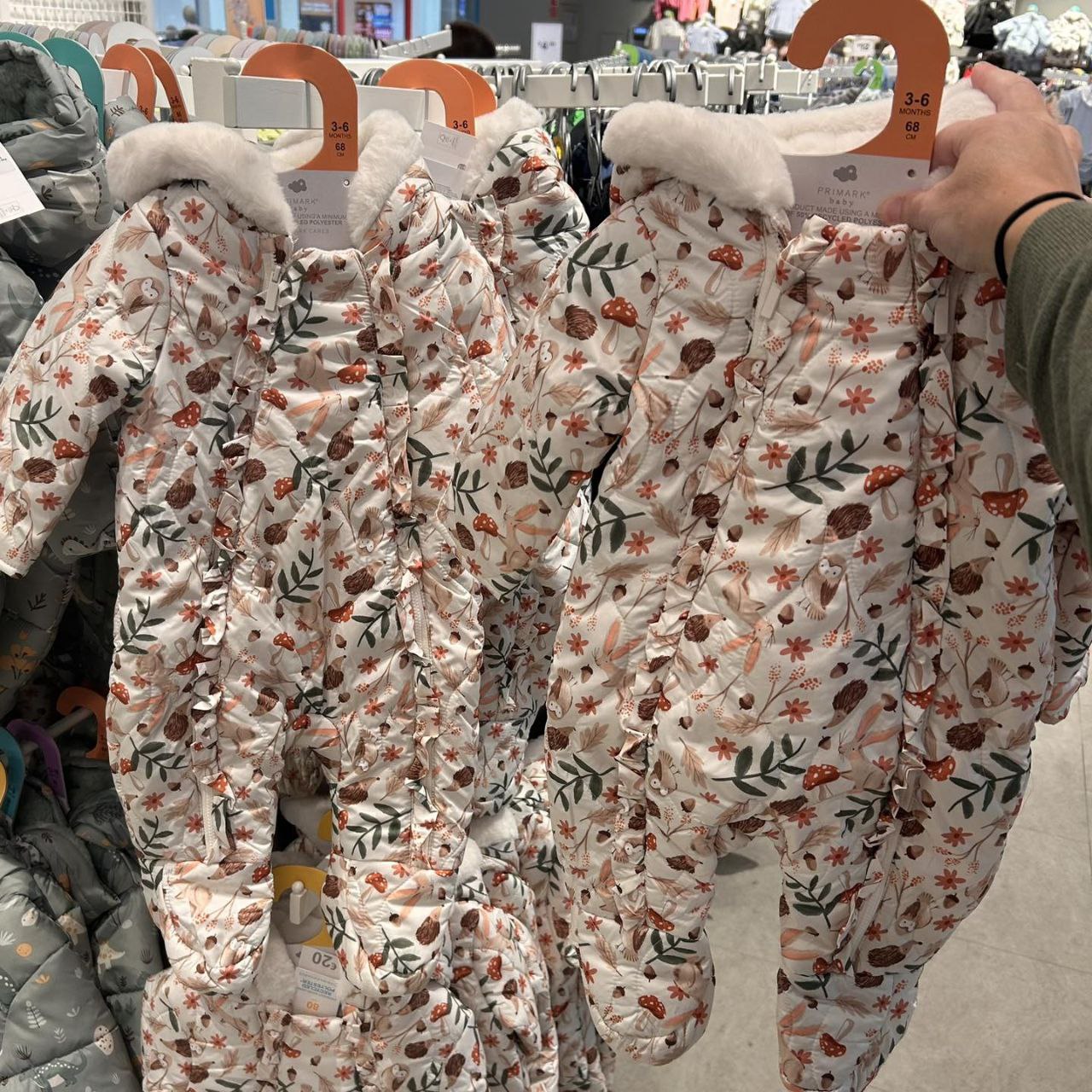 Clothing Wholesale Pallets – Premium Brand-New Baby Clothes at Wholesale Prices
